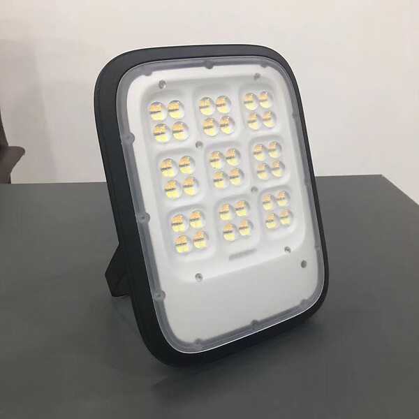 HS Solar High Power LED 3 Color Flood Light (HS 太阳能大功率 LED 3 色投光灯)